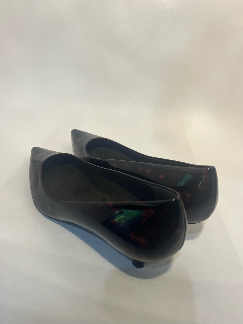 Stuart Weitzman Pointed Toe Tortoiseshell Patent kitten heels (never worn) - Picture 2 of 8